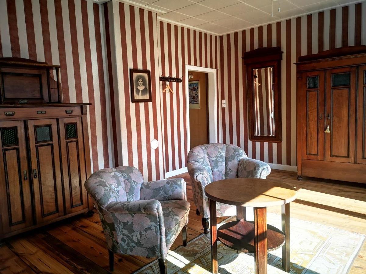 Bed and Breakfast Am Lindenplatz Crinitz Номер фото